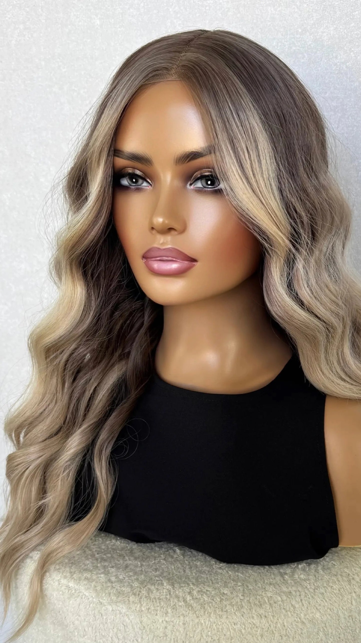 Lacefront Wavy Beach Blonde Synthetic Wig - Paige