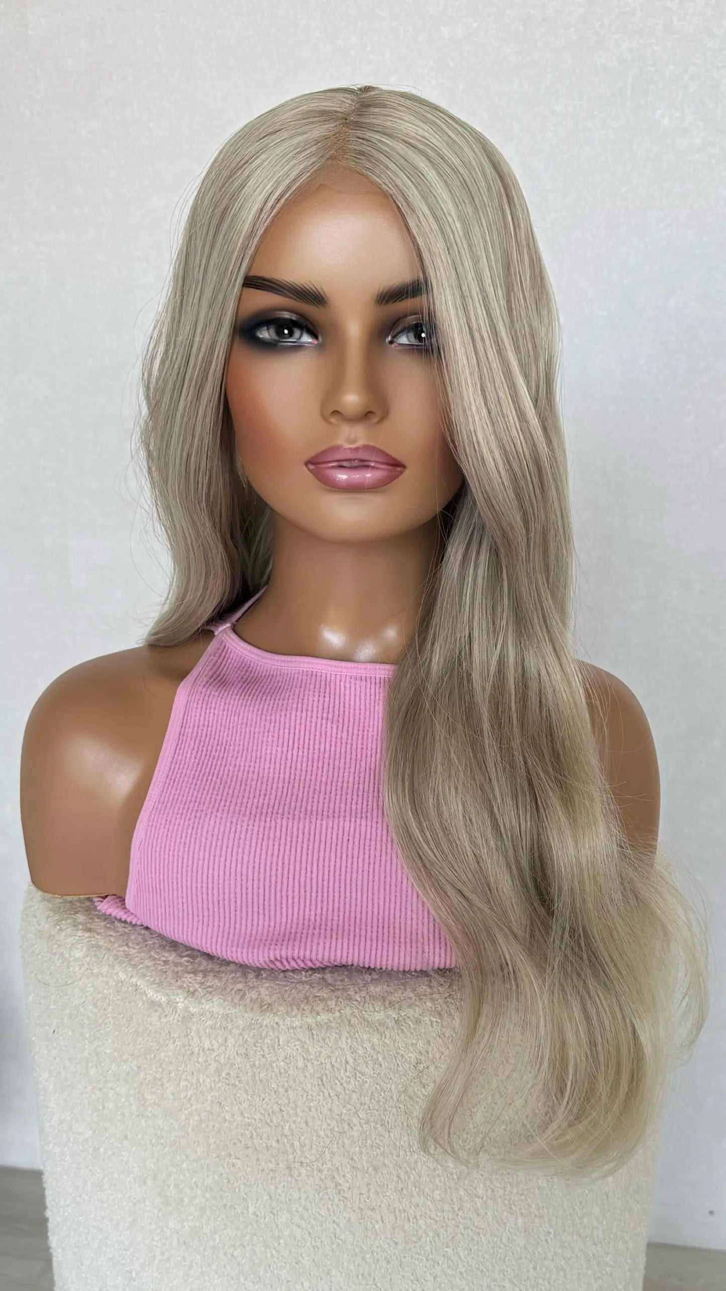 Lace Front Platinum Ash Blonde Synthetic – Luna