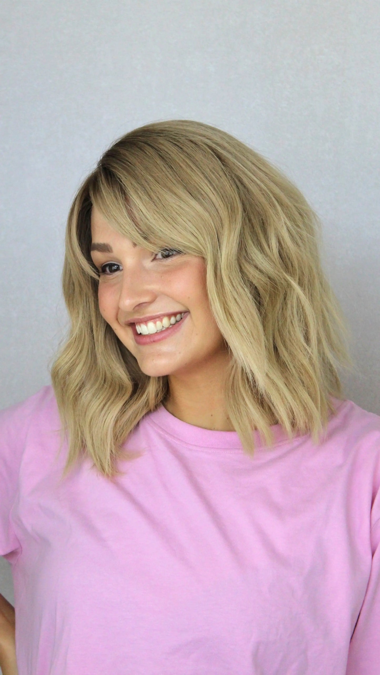 Warm Ombre Blonde ā 14" Human Hair Lace Front Wig- Colour: Spring