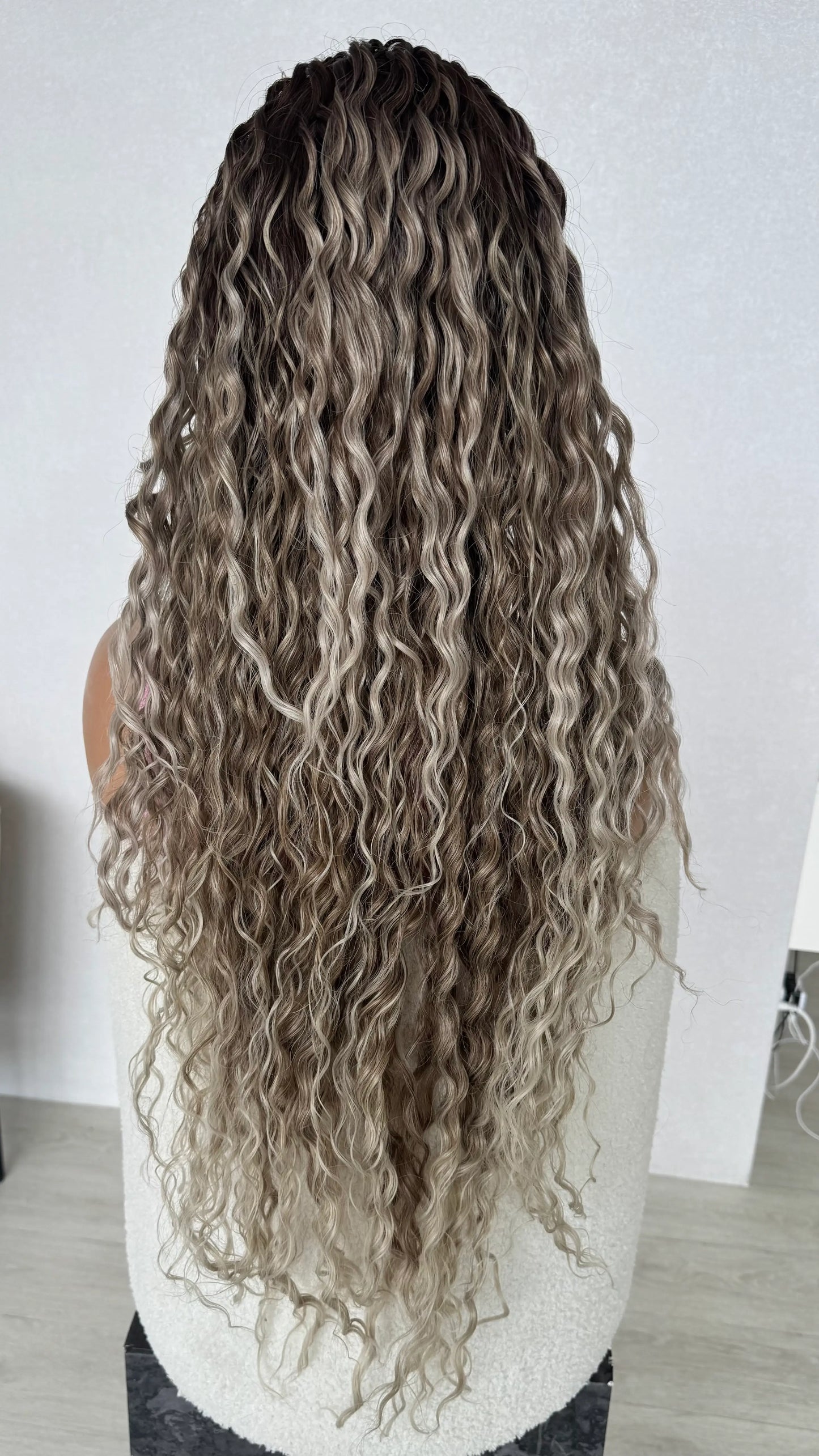 ombre ash lacefront from bacj view