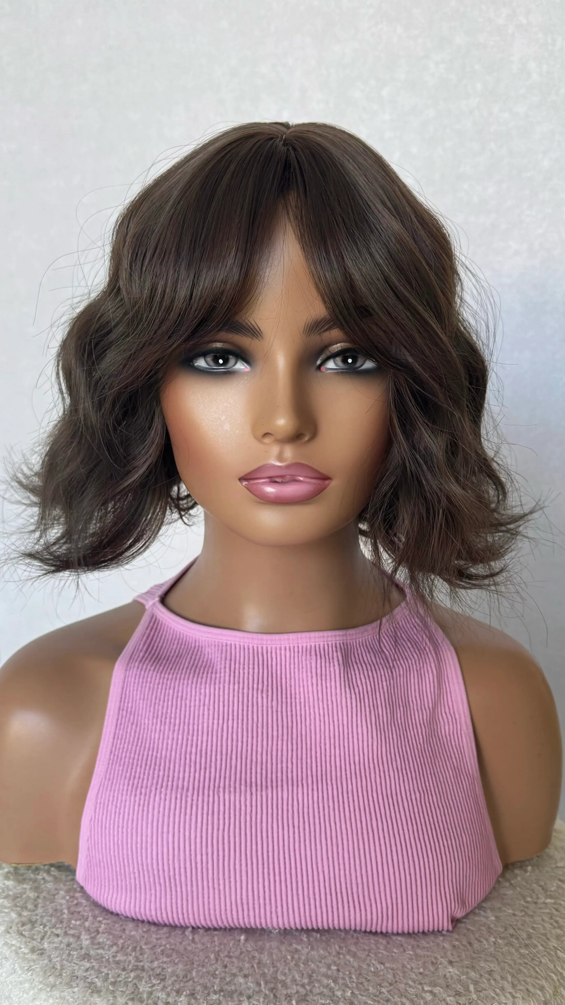 cool tone wavy brunette fringe wig, middle part 10 inch.