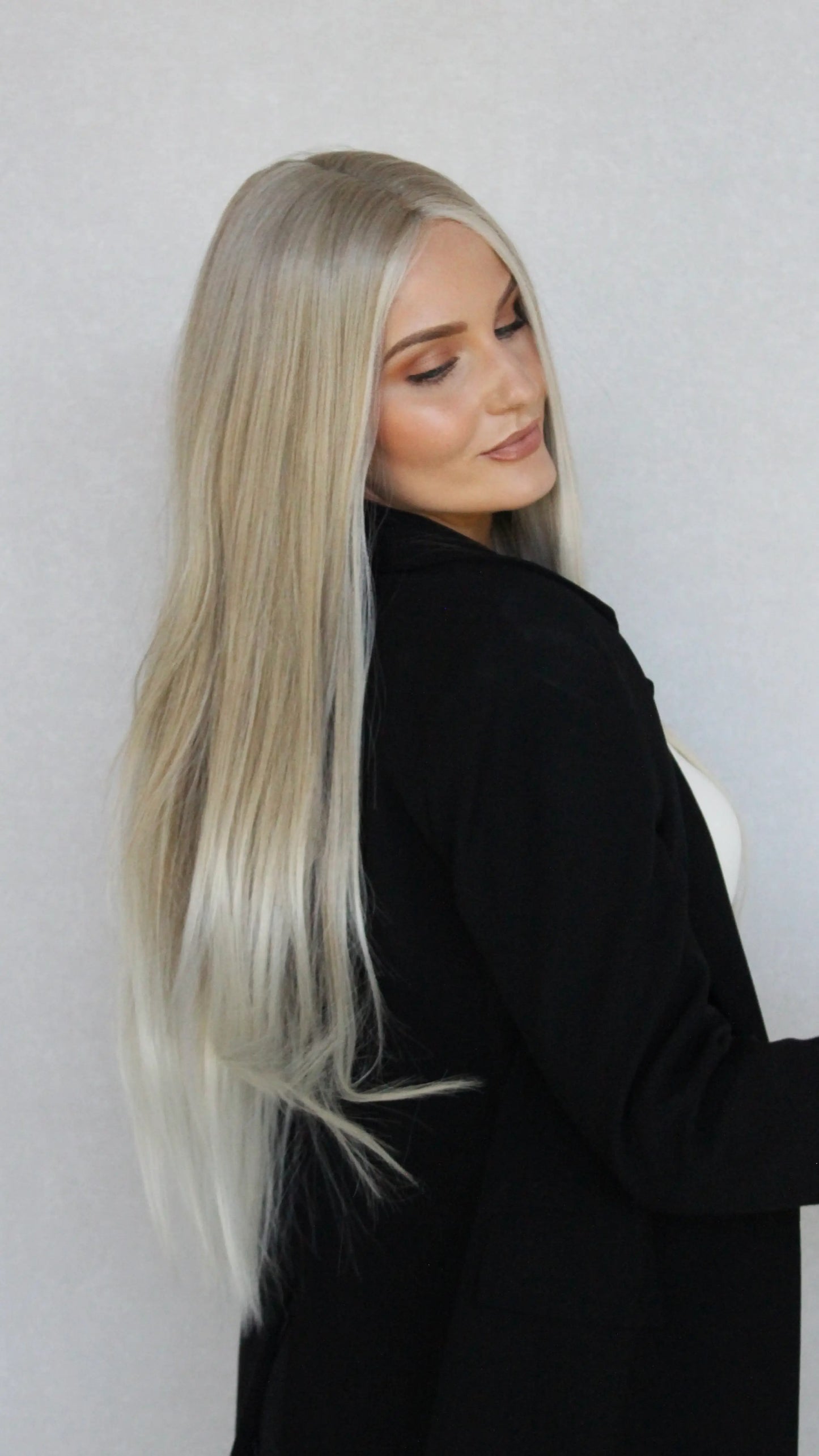 lacefront wig from behind, long length hair, lacefront heat safe synthetic.