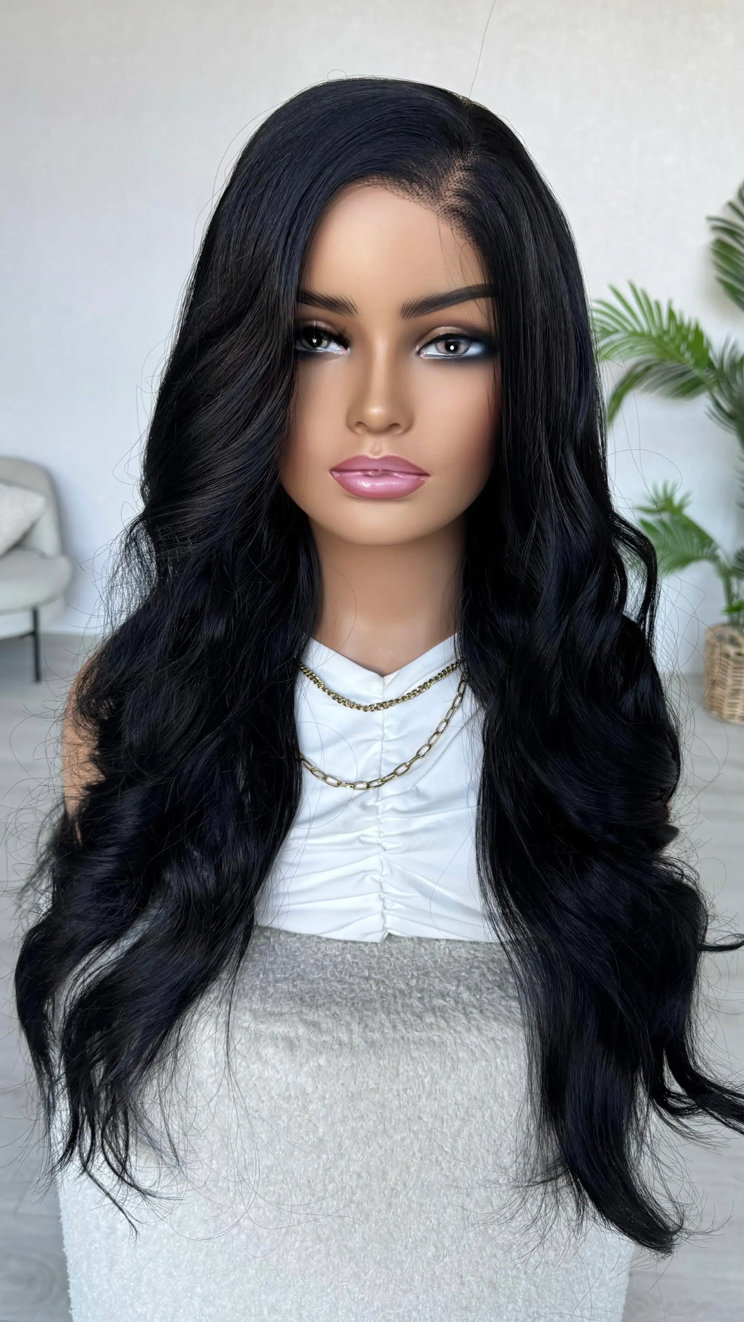 side part, long lacefront hair, black wig.