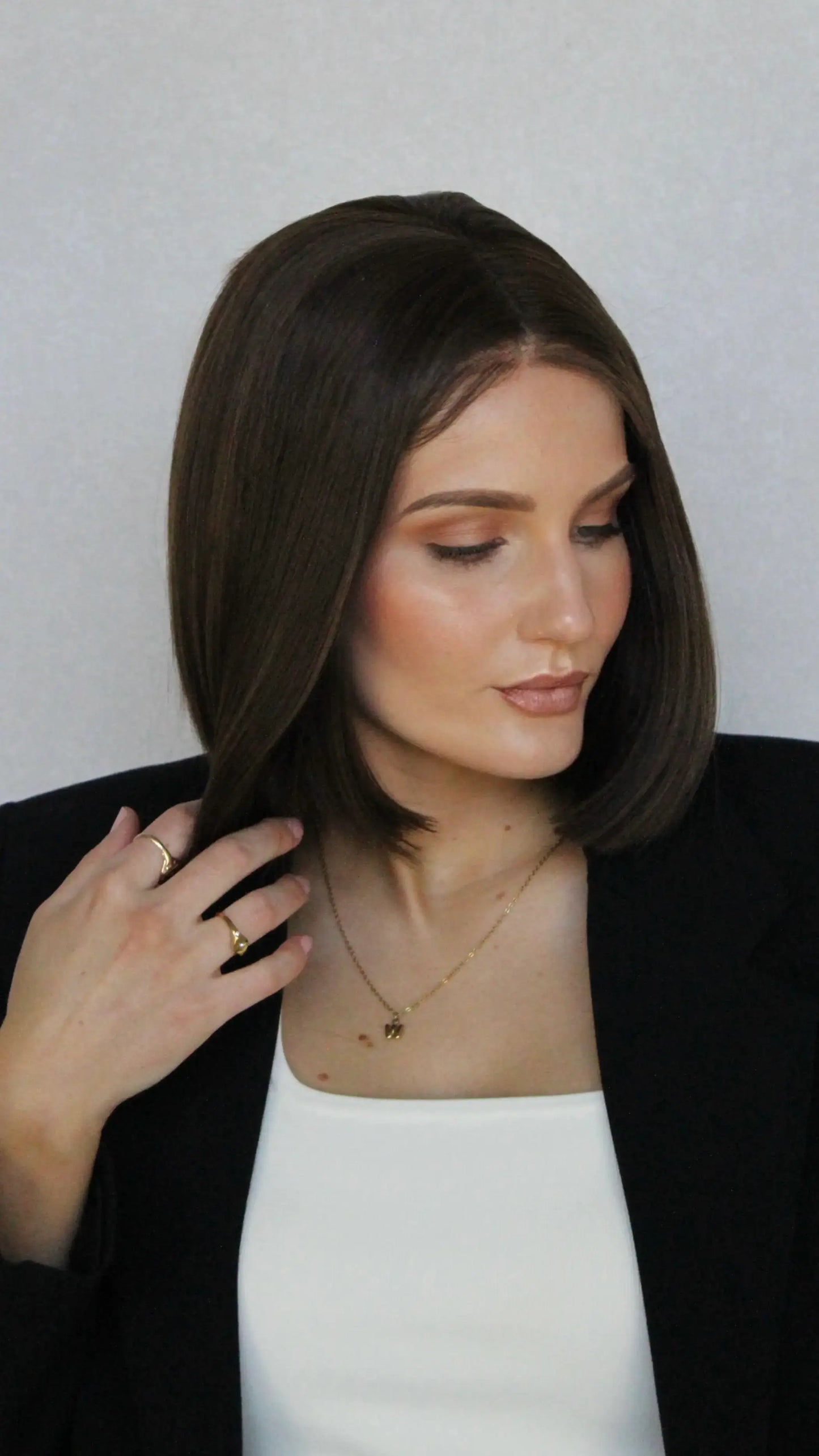 love lacefront bob synthetic, heat safe hair, brunette bob with baby hairs.