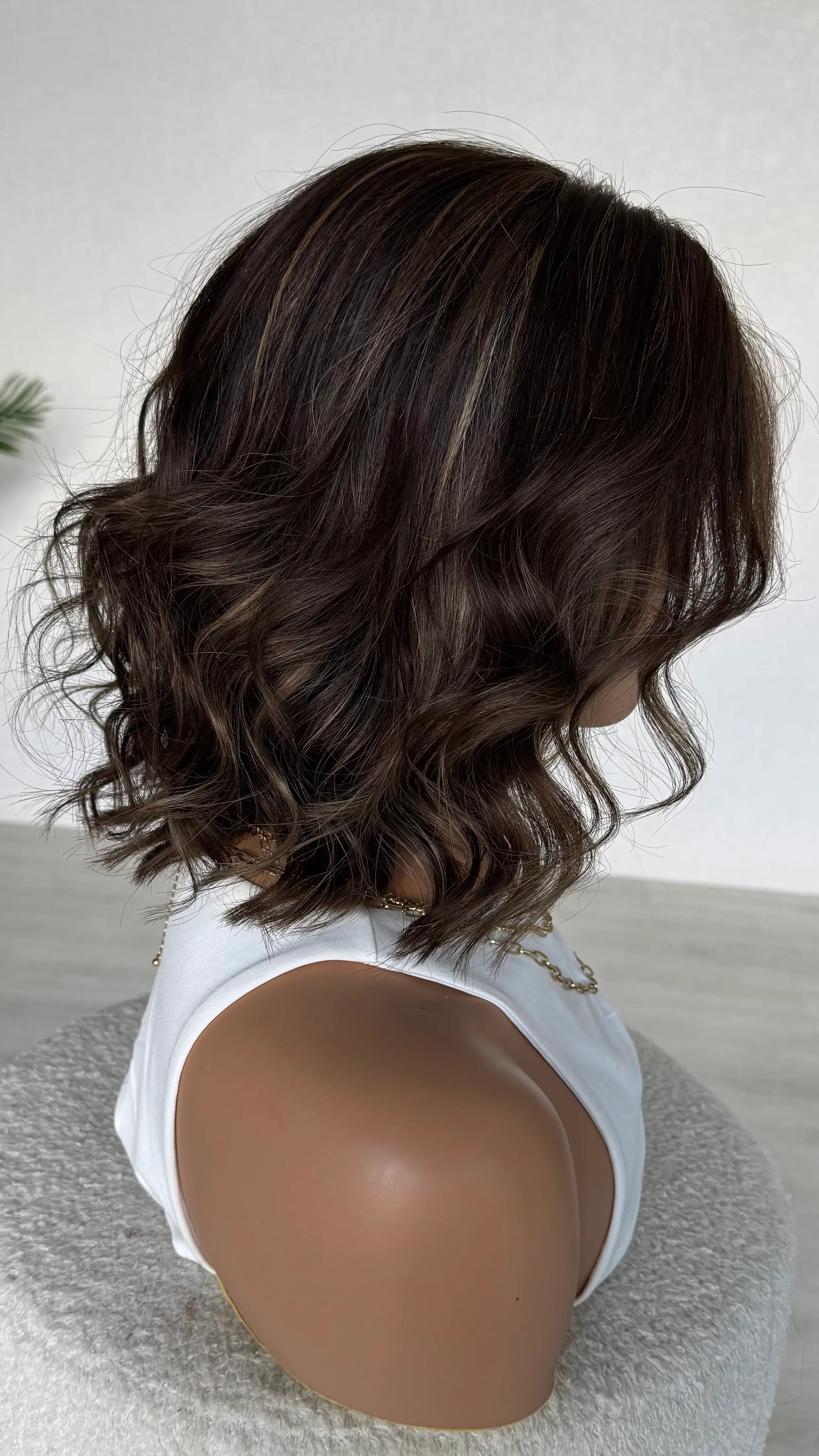 side view, wavy hair lacefront wig. lauren colour. made in australia.