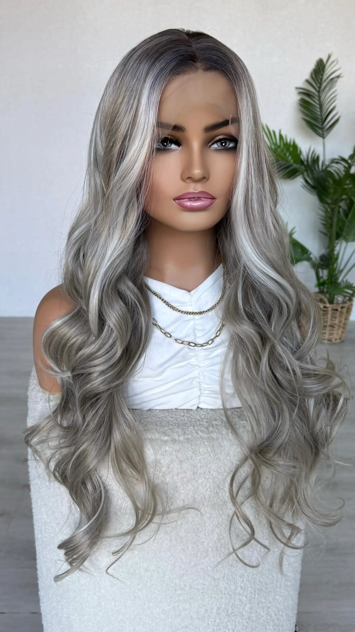 long lacefront wig silver blonde hair curly.