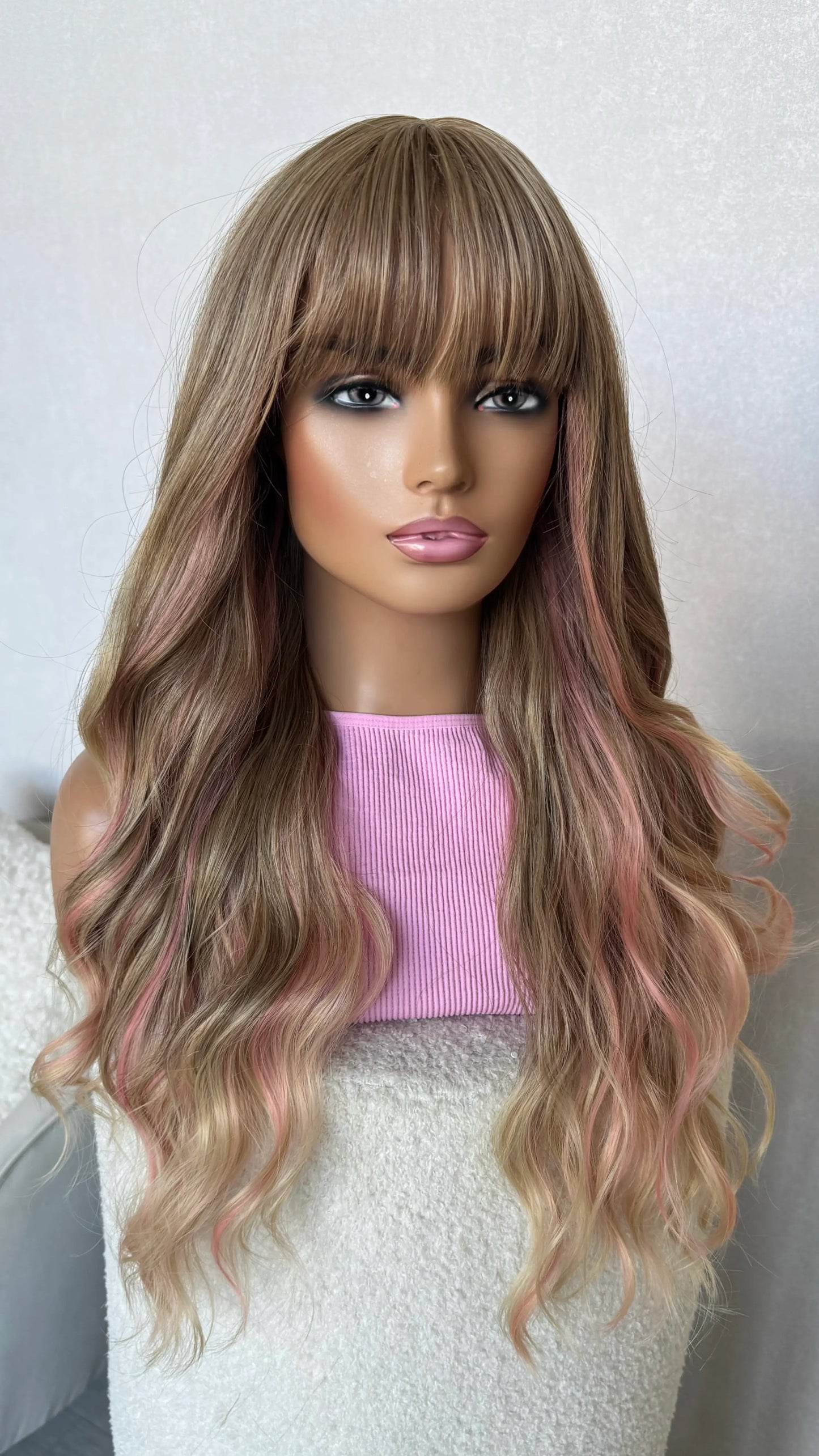wavy pink and blonde wig long hair with fringe and middle part, australia glueless synythetic wigs.