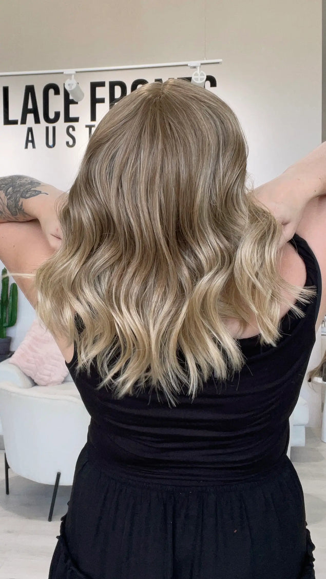 14 inch wavy sandy blonde hair glueless wig australia, heat safe styleable hair.
