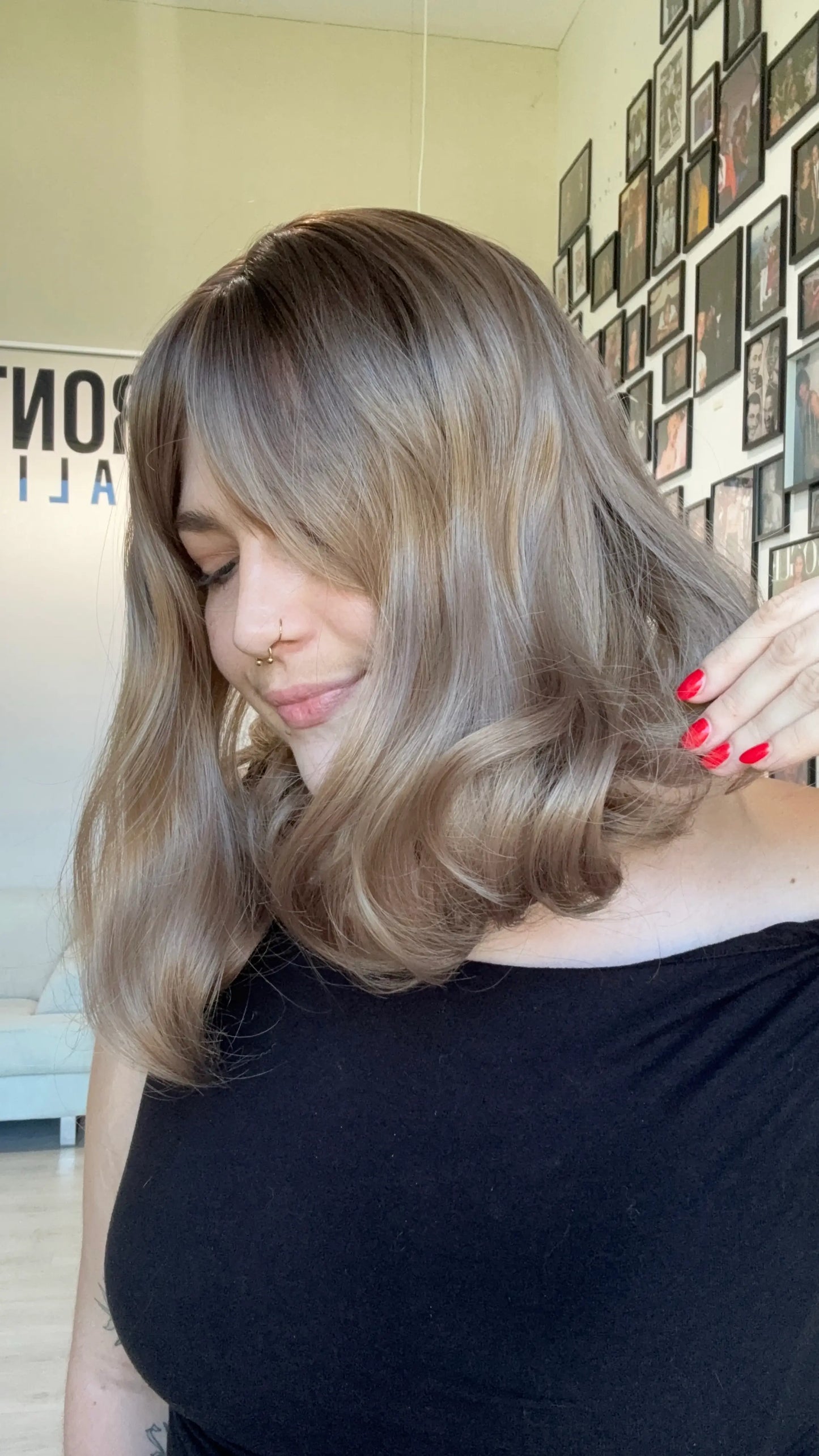 Champagne Brunette Fringe Synthetic Wig – A Glass of Champagne