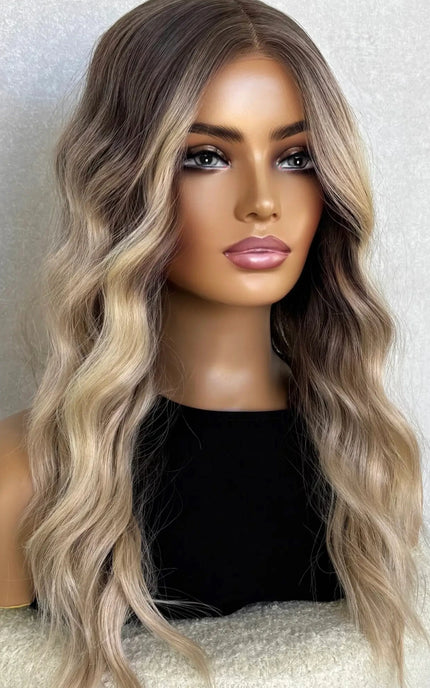 Lace Front Beach Blonde Wavy Synthetic Wig – Paige