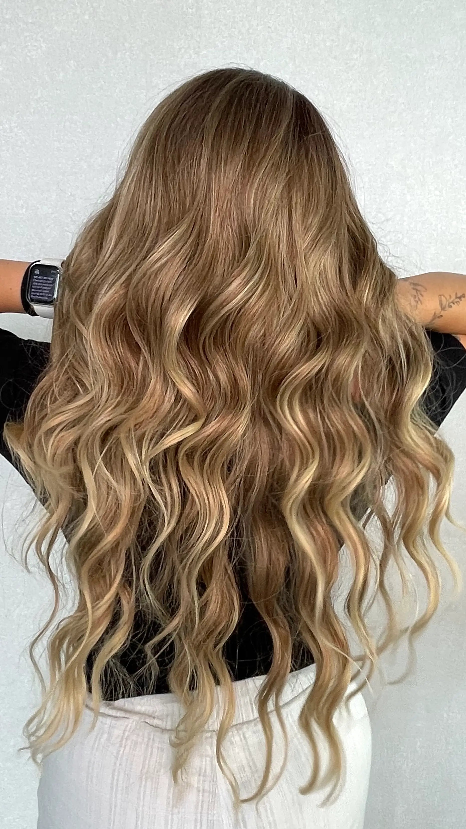 golden blonde ombre, synthetic wig from the back, heat safe hair.