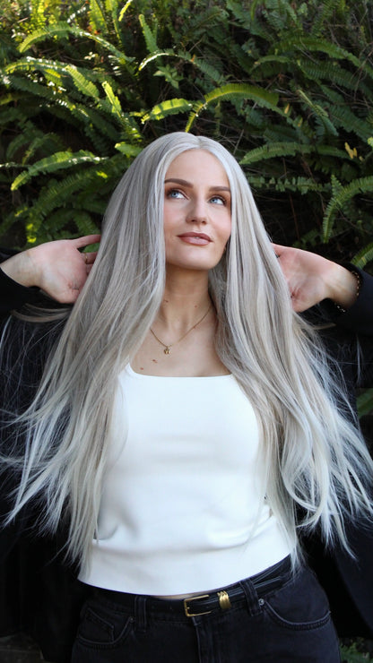 long lacefront wig, blonde hair, middle part, 30 inches.