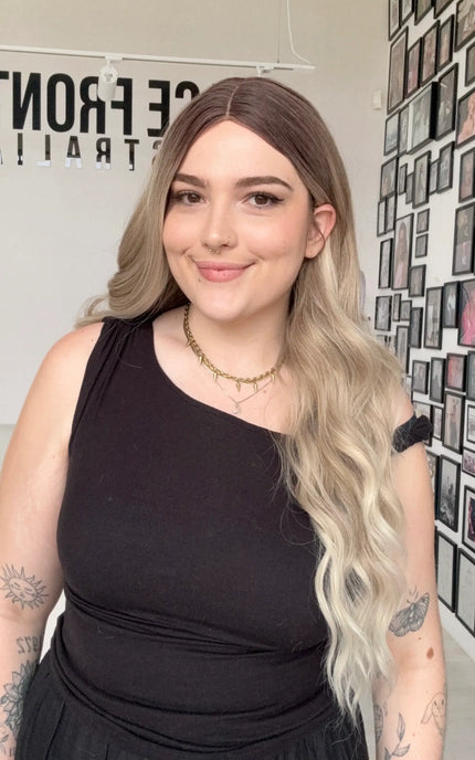 long wavy hair synthetic wig, middle part, glueless wig, gold coast australia.