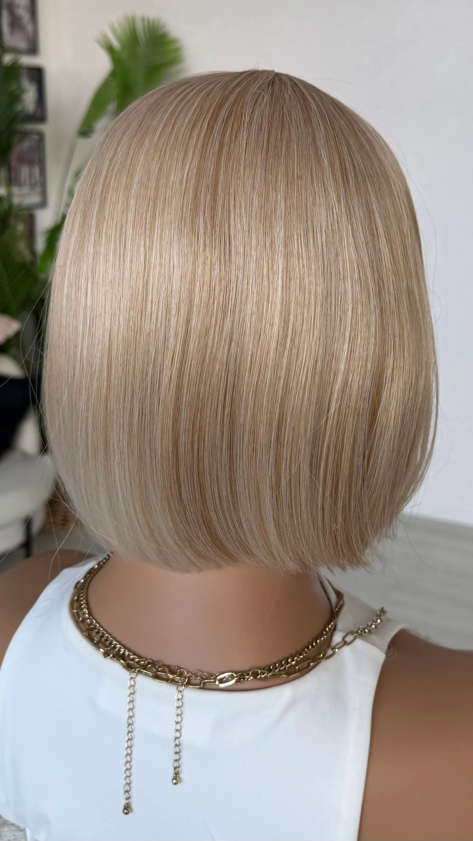 back view showing cut on 12 inch blonde bob, lacefront wigs australia.