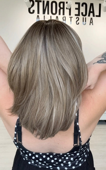 petite size lace front wig from back view, 14 inch synthetic hair wig.