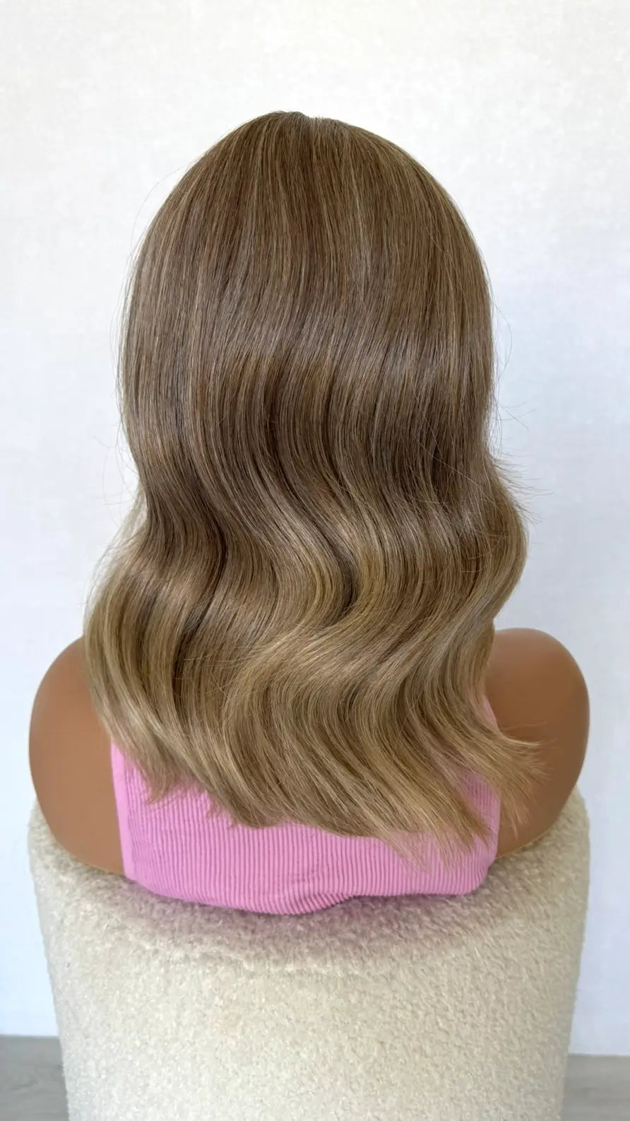 back view lacefront synthetic wig- dune - sandy blonde synthetic wig.