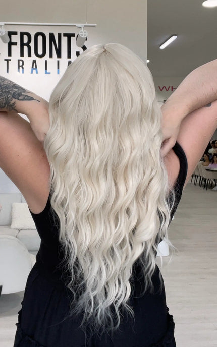 heat safe blonde white hair, long wavy hair glueless wig, changeable part, gold coast australia wigs.