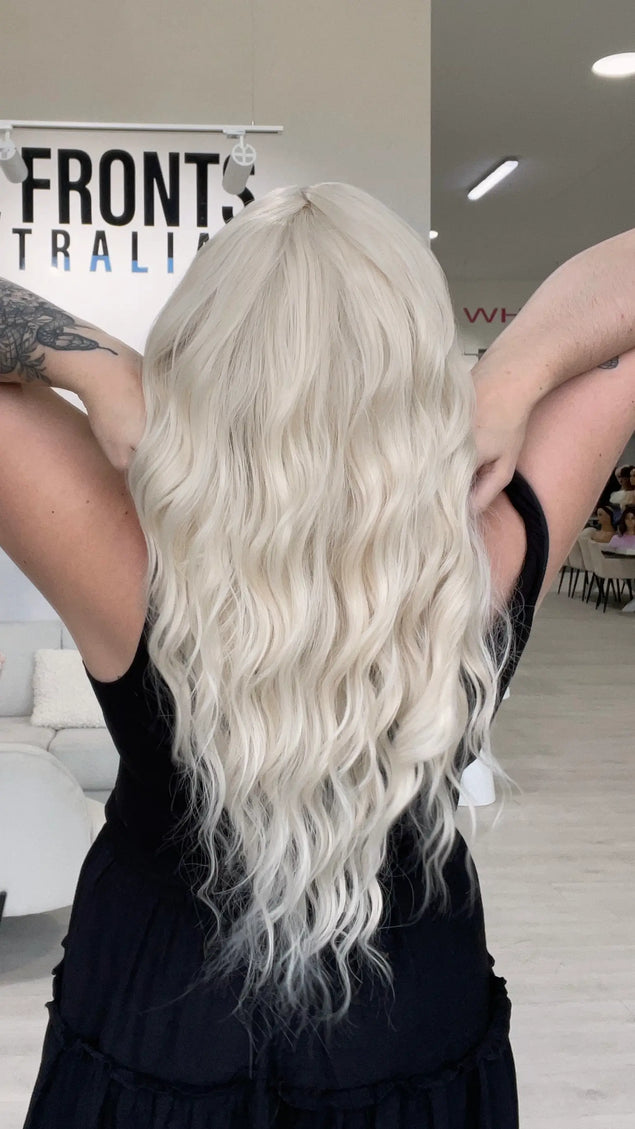 heat safe blonde white hair, long wavy hair glueless wig, changeable part, gold coast australia wigs.