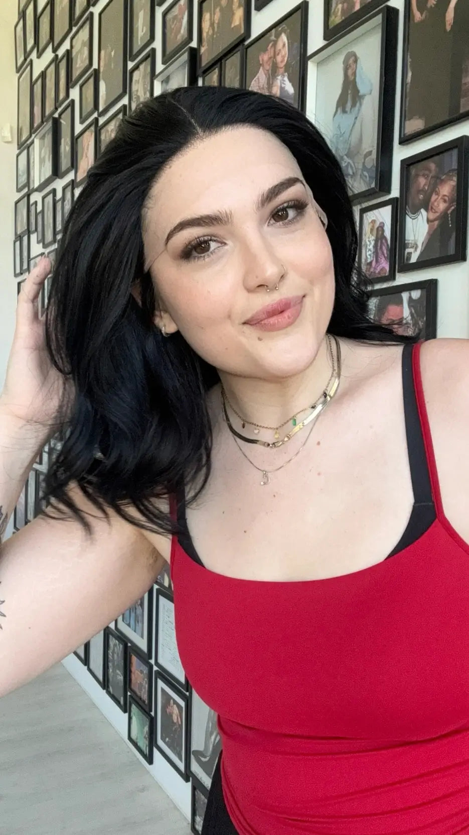 wavy hair black t-part lace front wig, wavy hair.