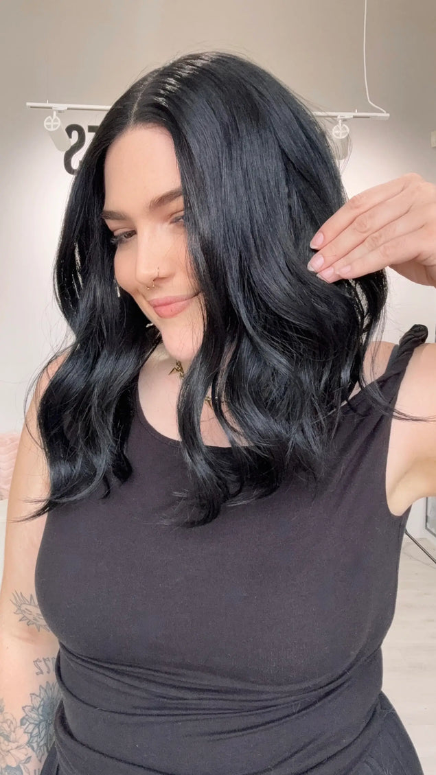 glueless synthetic wig with middle part, wavy black hair, gold coast australia.