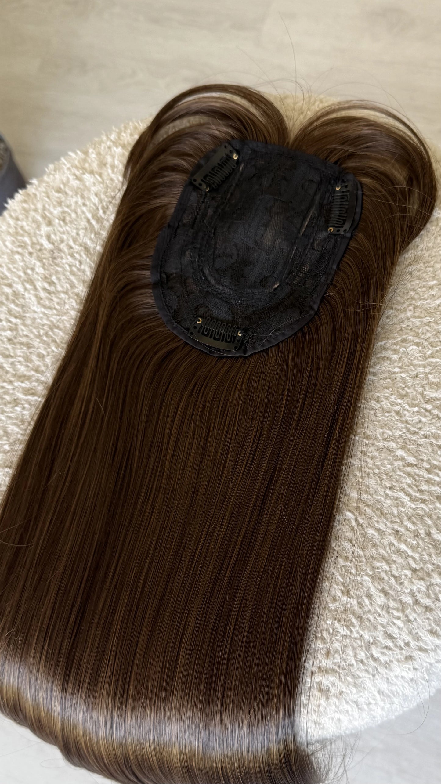 3x clips inside of cap. synthetic.