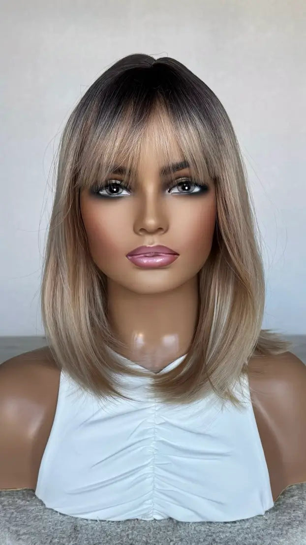 mixed blonde ombre, dark root, middle part