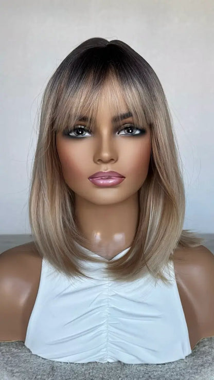 mixed blonde ombre, dark root, middle part
