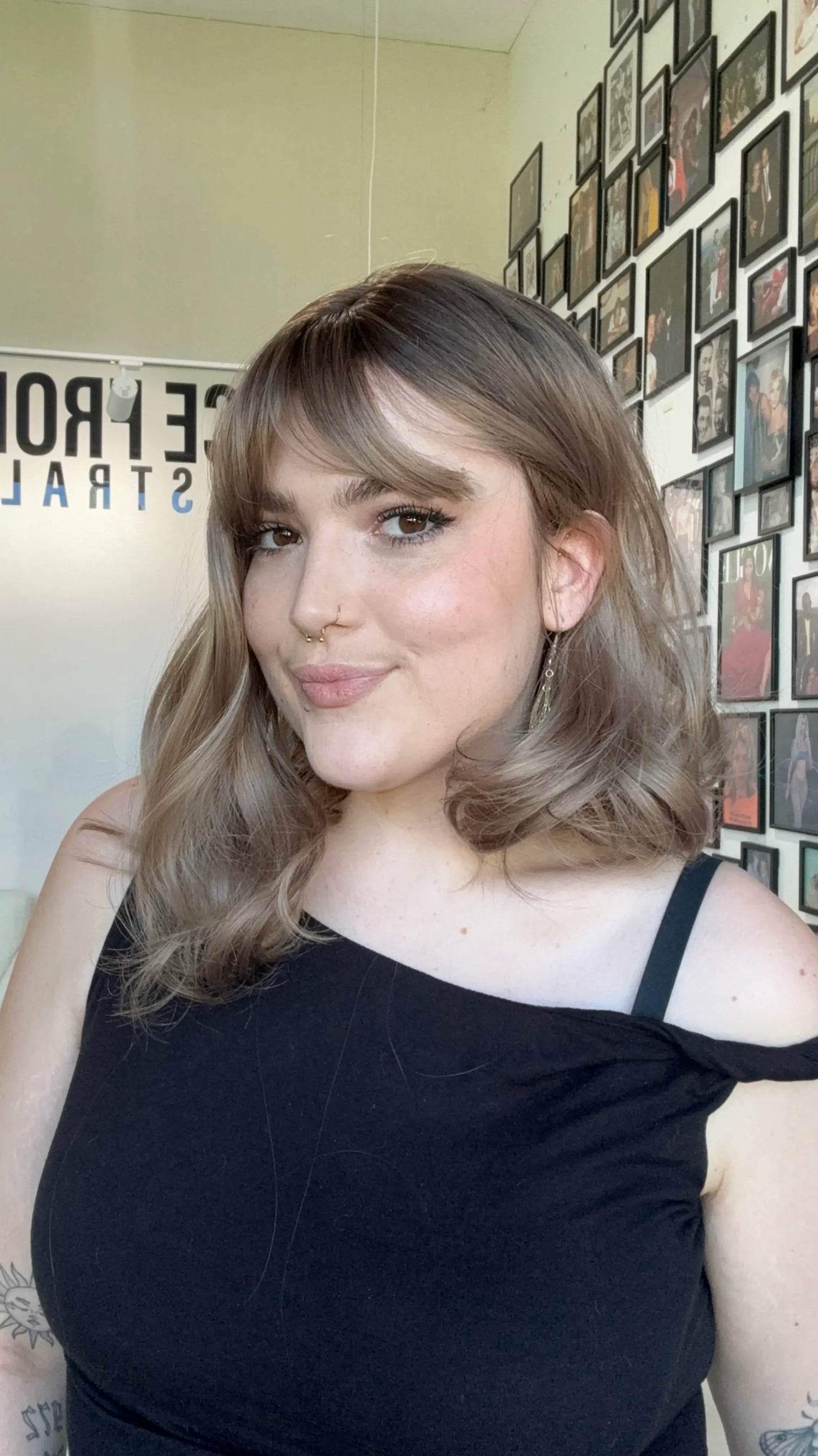 glueless heat safe synthetic wig australia, middle part with fringe.