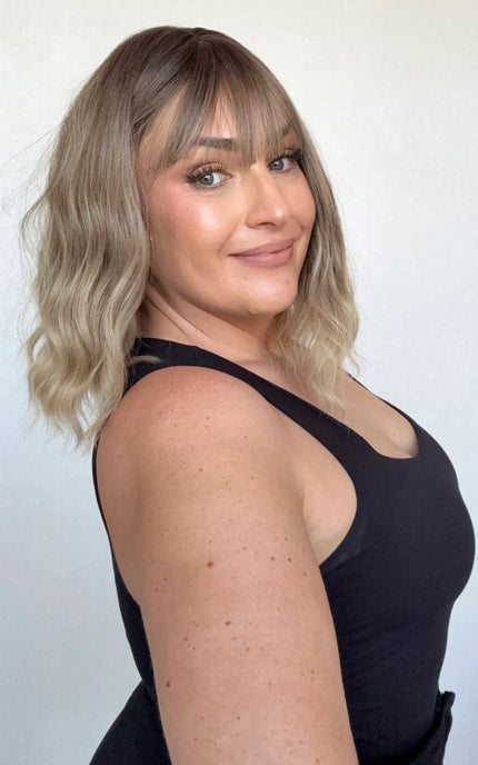 wavy hair ombre wig, heat safe synthetic hair, ombre.