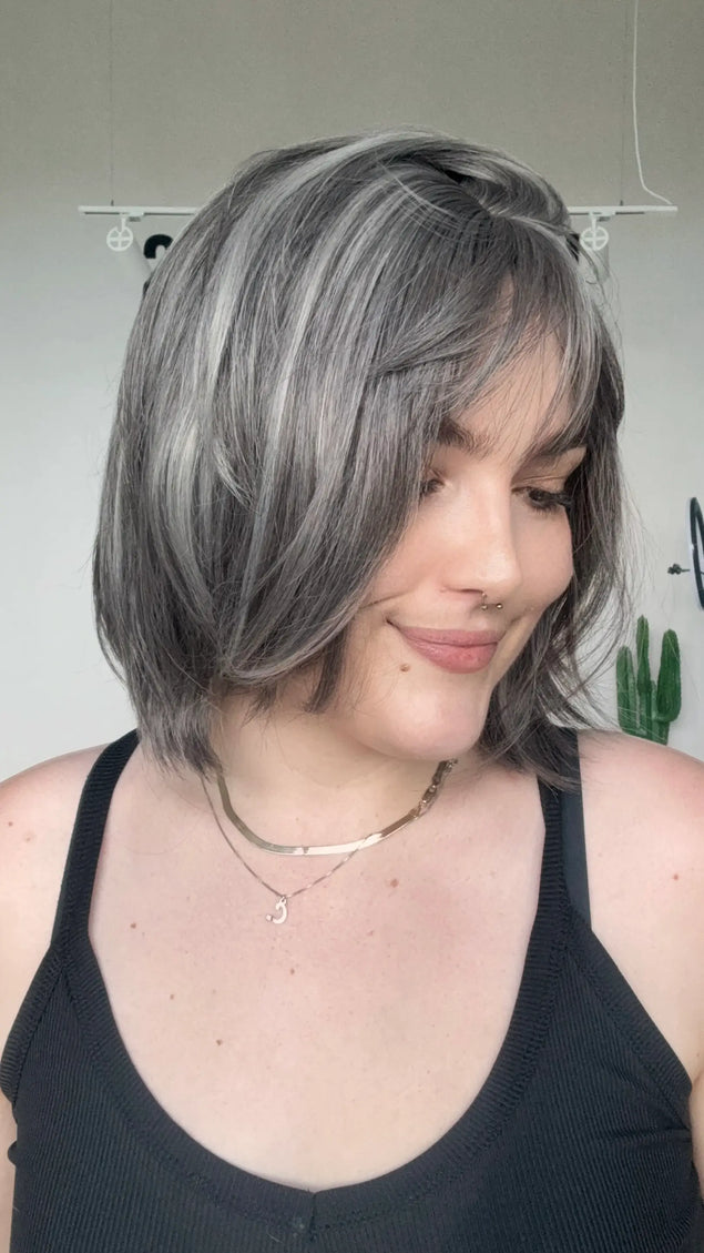 natural looking bob length synthetic with glueless cap for alopeica, hairloss.