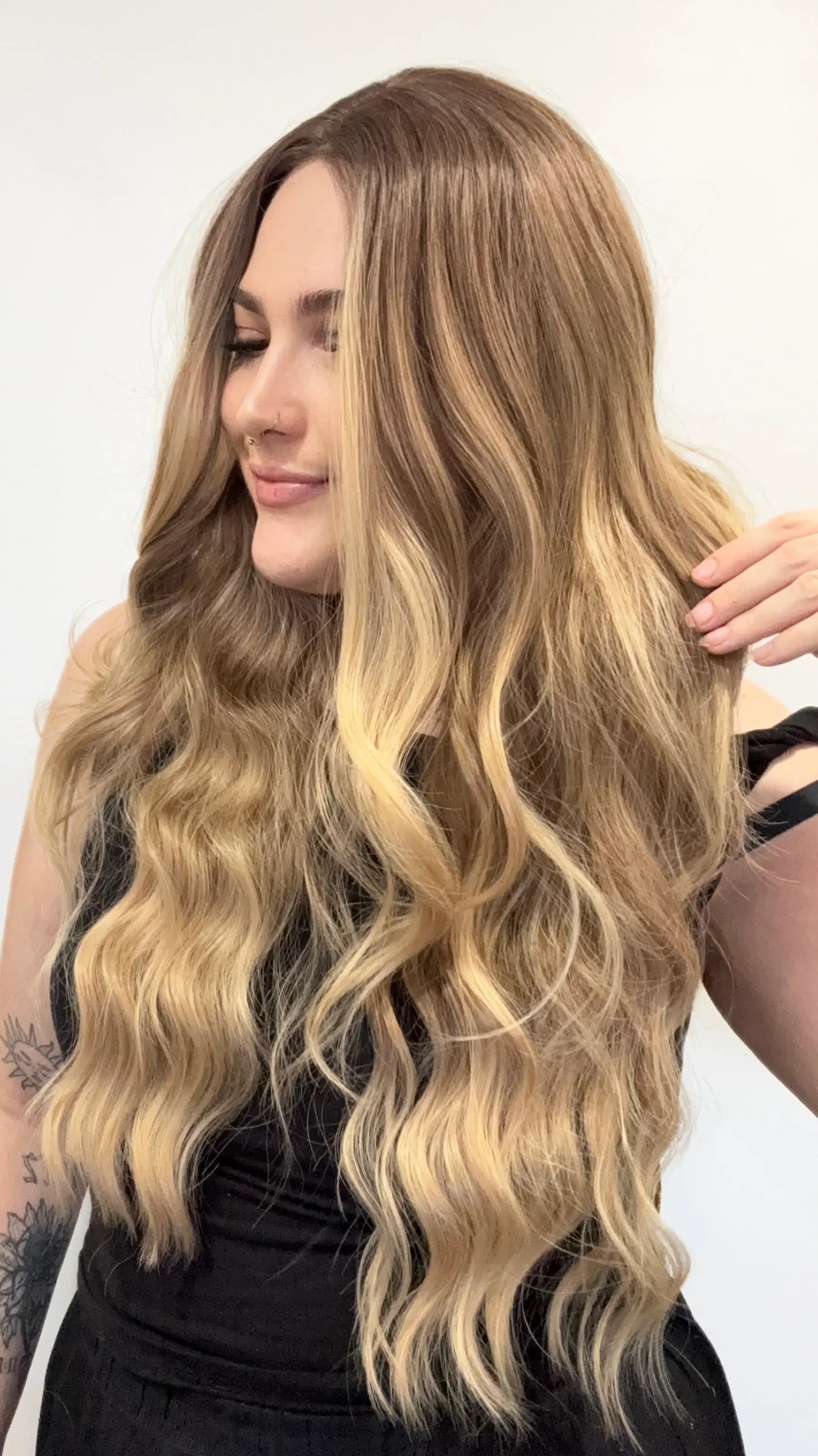 glueless wig, heat safe, wavy ombre golden toned hair, gold coast australia.