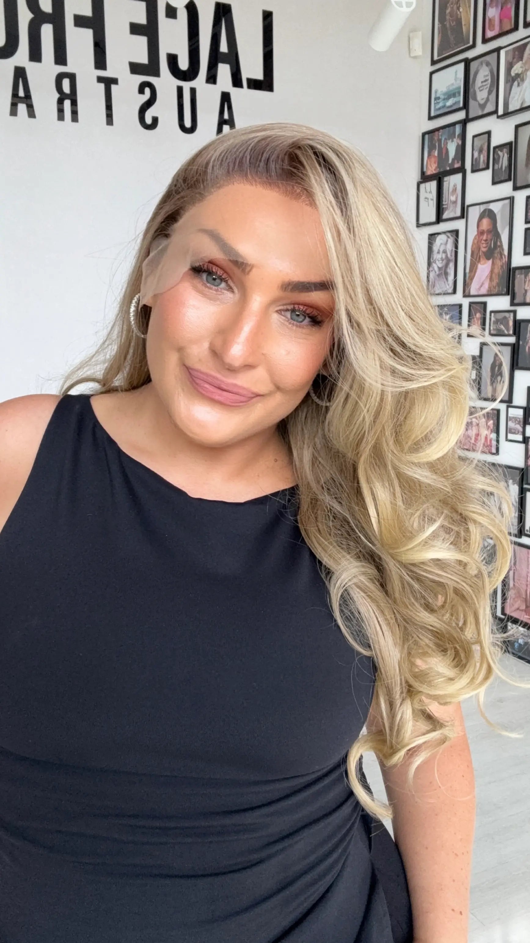 lace front darker root to warm blonde, warmer blonde colouring, heat safe and gluelss lace front wig australia.