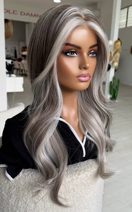 natural looking lace front wig for women with hairloss, alopecia, chemotherapy.