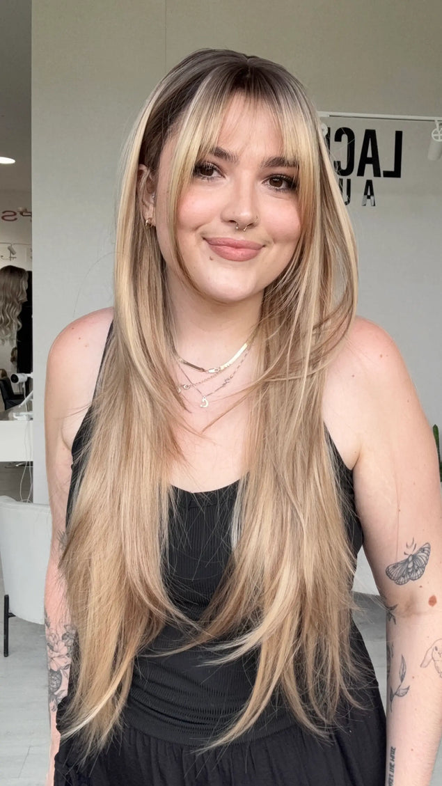 long length Higlhighted blonde heat safe wig, for hairloss.