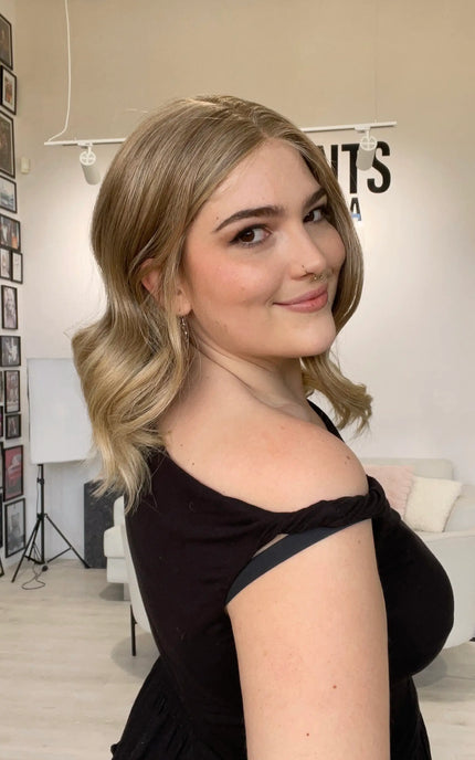 glueless wig sandy blonde hair with middle part, synthetic wigs australia.