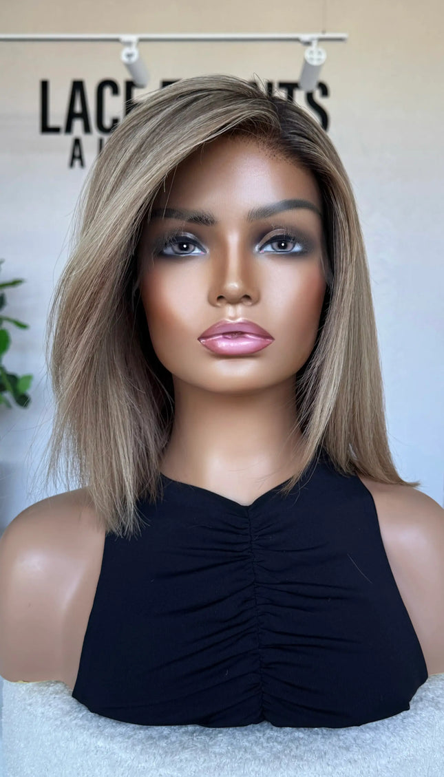 side part, dimensional blonde with root and highlights, natural hairline wig.