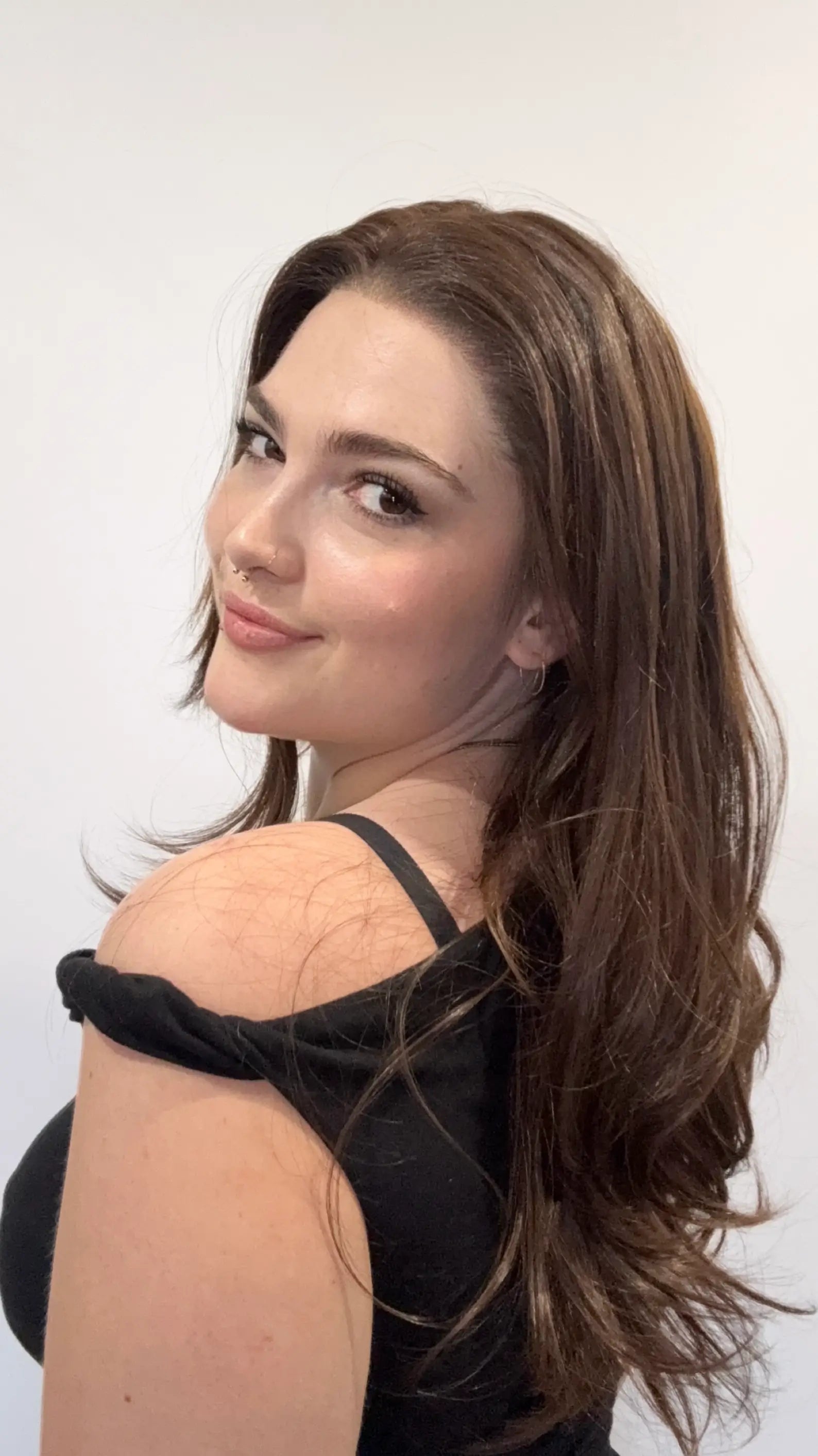 lace front synthetic wig, layered brown hair with warm highlights, heat safe and gluless wig, gold coast australia.