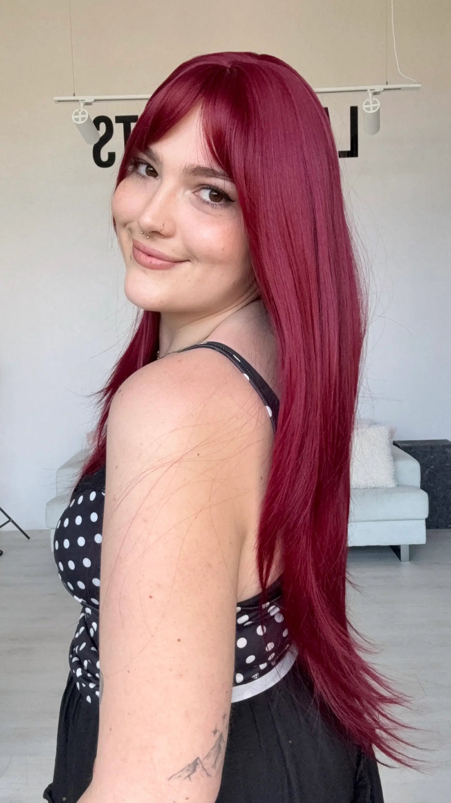 glueless, beginner friendly synthetic wig for cosplay, hairloss, alopecia. 
