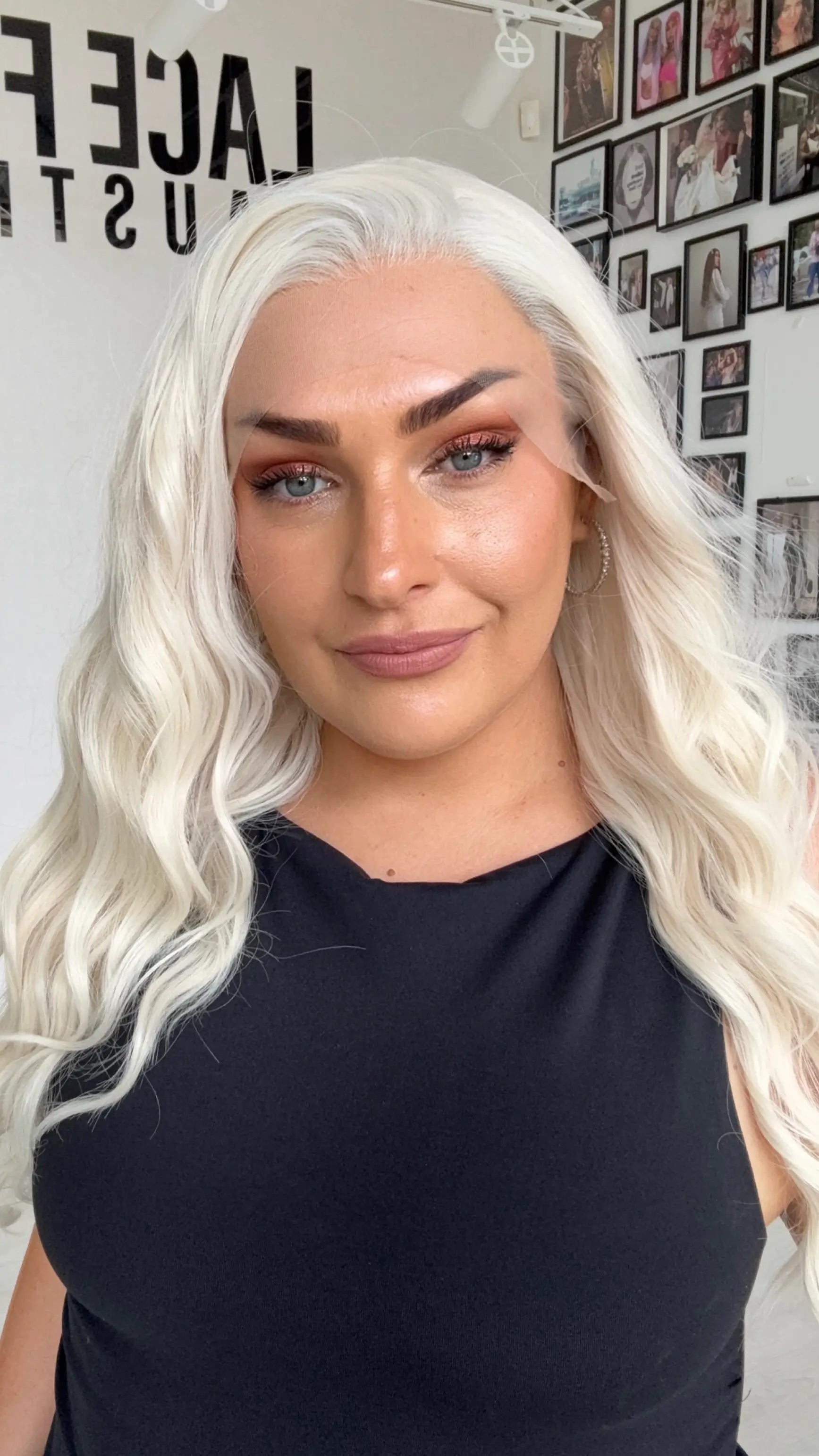 lace front heat safe synthetic wig, white blonde hair, gold coast australia.