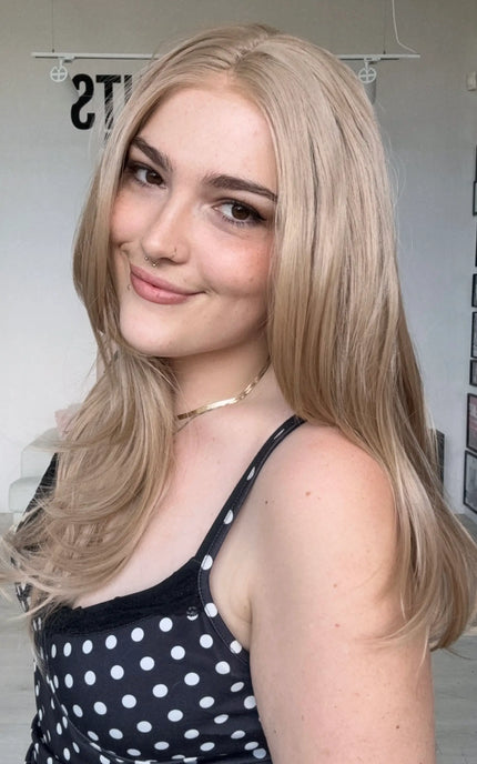 rose beige blonde synthetic wig with heat safe hair and glueless cap. for women with hairloss, alopecia, chemotherapy.