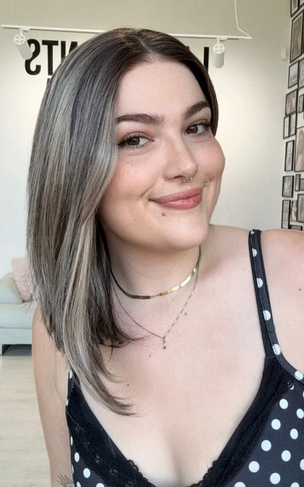 glueless synthetic wig petite size in ash grey colour for hairloss.