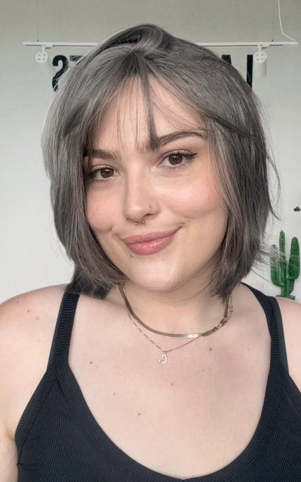 glueless salt and pepper colour bob length synthetic wig for hairloss.