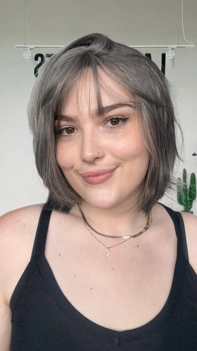 glueless salt and pepper colour bob length synthetic wig for hairloss.