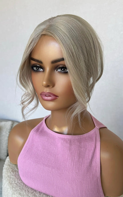 curled front 12 inch topper, middle part, 4x clips
