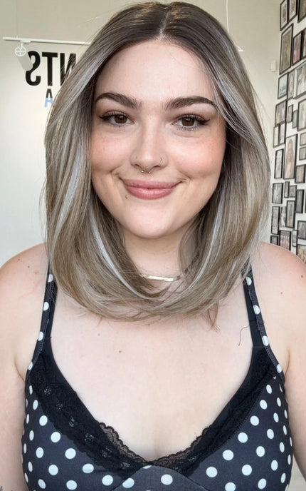 petite small size lace front synthetic wig for hairloss, alopecia.