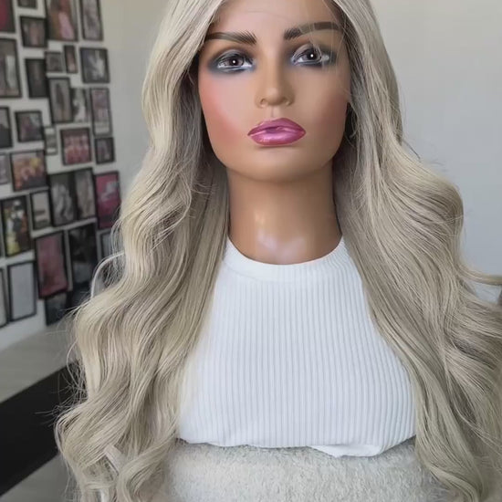 snow 26 inch platinum blonde with lowlights, lace front blonde wig curled hair, side part.
