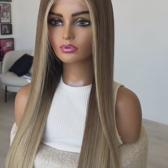 biscuit blonde lace front wig, with face framing highlights, long length hair 26 inch 