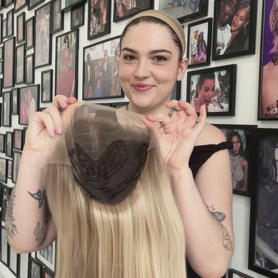 lace front synthetic wig, warm blonde 