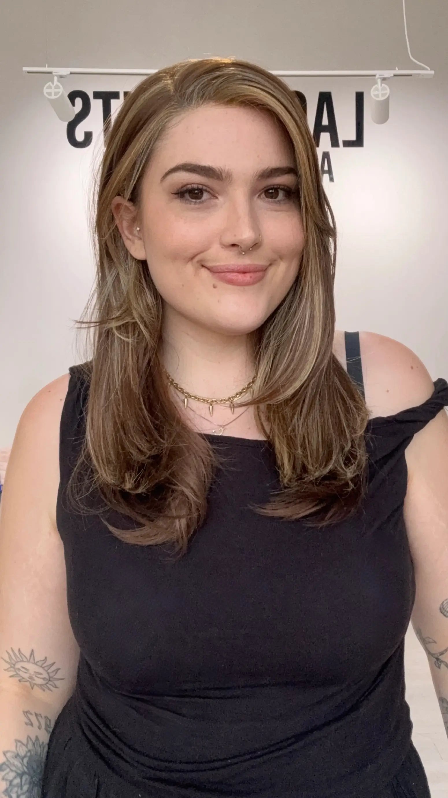 side part, lace front, glueless synthetic wig, highlighted cinnamon brunette hair, ready to wear.