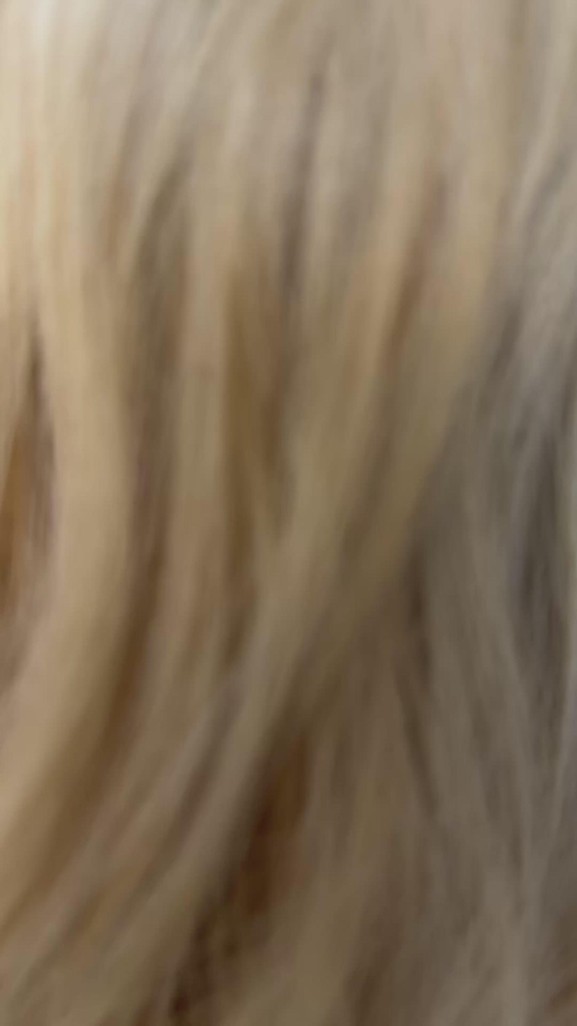 sunshine synthetic, wavy blonde hair ombre. heat safe synthetic hair australia.